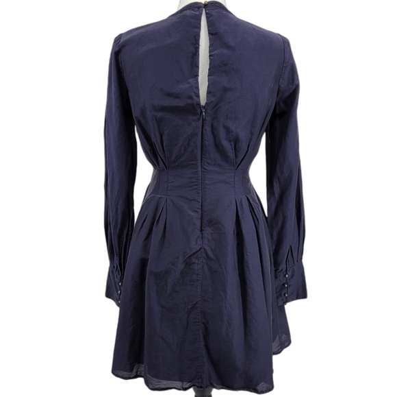 JOIE Pleated Dark Blue Dress With Zip up Back Made of a silk Blend Size 4 🖤 - Picture 4 of 13